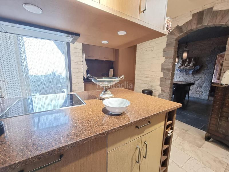 Foto 120ebe06-87b4-45c6-8de6-22c59c1458e6. Xalet amb calefacció aparcament piscina a Canyelles Lloret de Mar