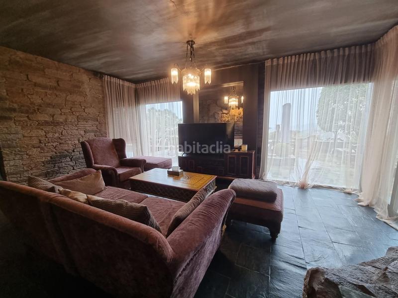 Foto 911e63d5-2c0b-4351-8afb-216610a018a0. Xalet amb calefacció aparcament piscina a Canyelles Lloret de Mar