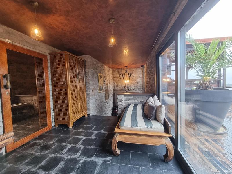 Foto d55710b6-cded-4c0a-9ef6-e73dfb8f00b0. Xalet amb calefacció aparcament piscina a Canyelles Lloret de Mar