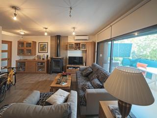 Maison  Carrer d'el port de la selva. En venta  casa soleada en la creu de lloret