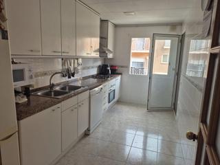 Piso en Palafolls. Venta de piso con garaje cerrado en el centro de palafolls