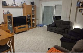 Etagenwohnung in Palafolls. Venta de piso con garaje cerrado en el centro de palafolls