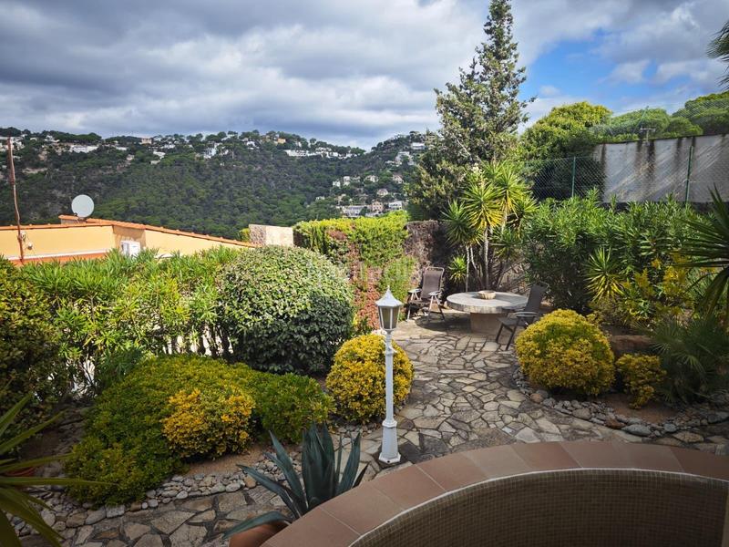 Foto 3be64564-c26a-4c31-97e7-435aaaf252da. Maison avec parking piscine dans Serra Brava Lloret de Mar