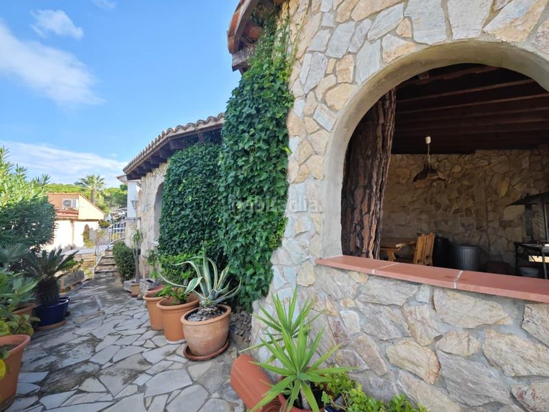 Foto 41a92995-4072-4b82-8991-41a4c20c7787. Maison avec parking piscine dans Serra Brava Lloret de Mar