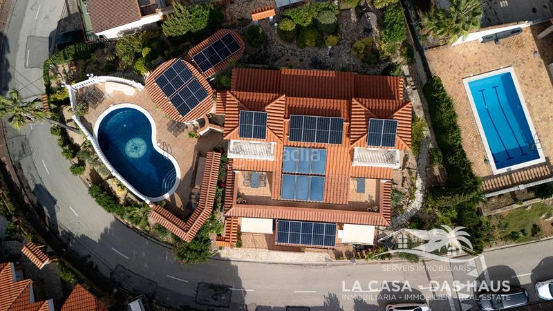 Foto 73a35b5a-3db5-406e-bcfd-6ebb4c8aa7d2. Maison avec parking piscine dans Serra Brava Lloret de Mar