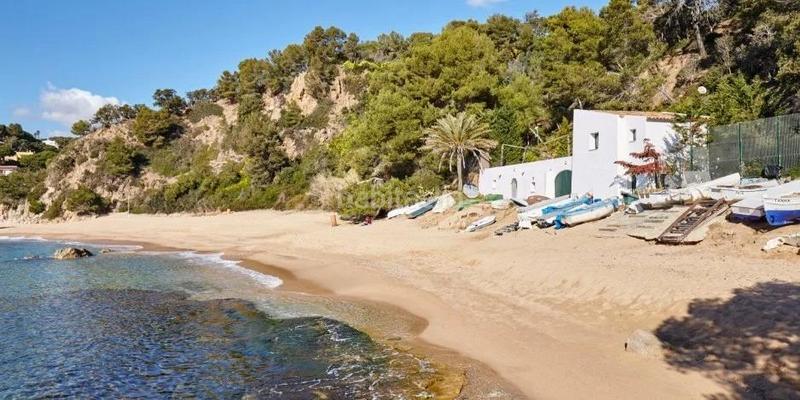 Foto 452155ee-a48a-4943-aa3d-0c05501f3dca. Terrain résidentiel dans Serra Brava Lloret de Mar