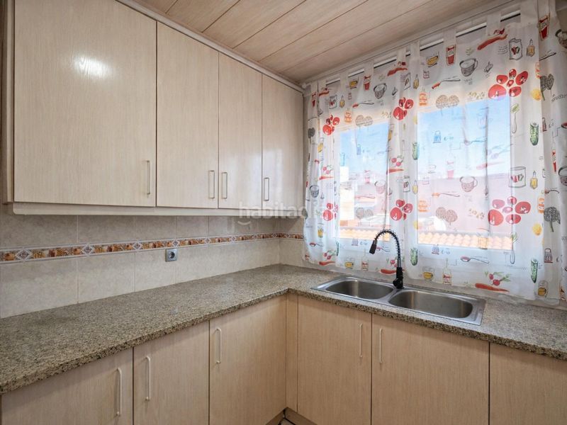 Foto 3e79ca25-cb6f-45c6-925a-9ddf931ed2f1. Pis amb calefacció aparcament a Centre Lloret de Mar