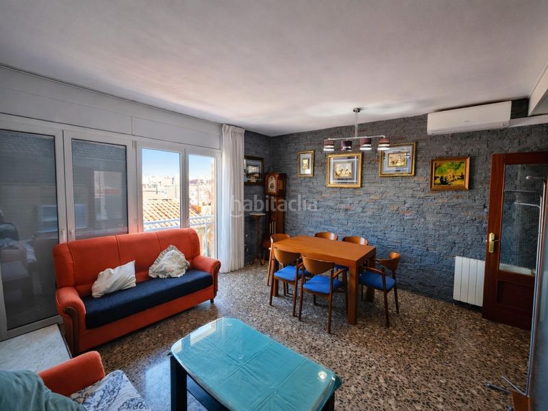 Foto 9710edaf-20ca-4241-b91a-62828738d2c7. Pis amb calefacció aparcament a Centre Lloret de Mar