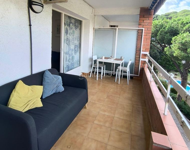 Foto fbbf5652-8a18-4828-a996-b0149a60195a. Estudi amb calefacció piscina a Canyelles Lloret de Mar