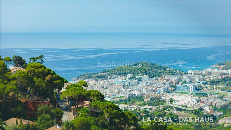 Foto 76482392-1d4a-4165-bcd5-f9bbff3c4740. Casa amb aparcament a Roca Grossa Lloret de Mar