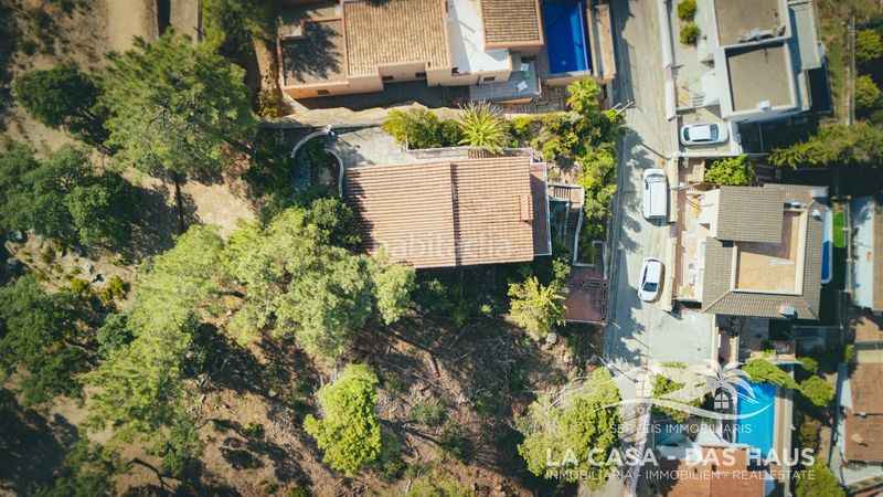 Foto ff2043dc-d035-4368-a2be-6746ef9d43ec. Casa amb aparcament a Roca Grossa Lloret de Mar