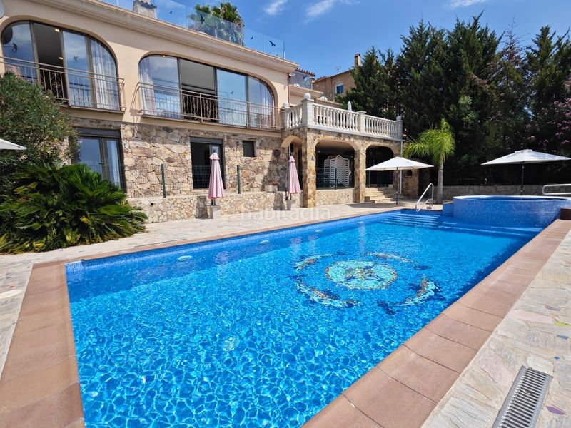 Foto 9532dc61-5610-4755-ad8e-d0663cc1bbe7. Casa amb calefacció aparcament piscina a Serra Brava Lloret de Mar