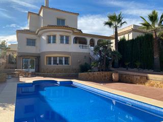 Casa a Castalla. Stunning 6 bedroom villa with private pool