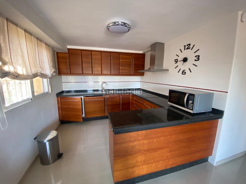 Foto b5dca556-b41f-436f-a1ec-dc454c01b692. Casa stunning 6 bedroom villa with private pool en Castalla