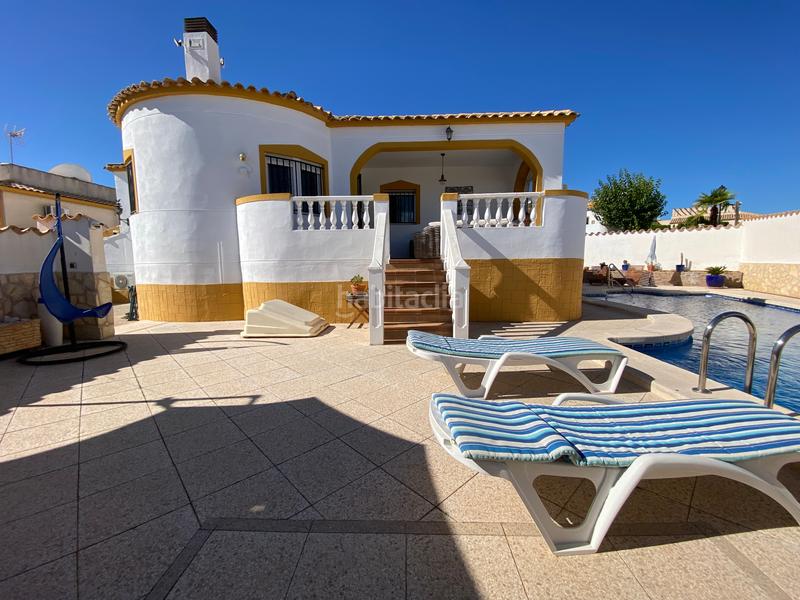 Foto 42f6f130-343e-4399-b031-c3cbaf3e9ee0. Casa amb xemeneia calefacció aparcament piscina a Castalla