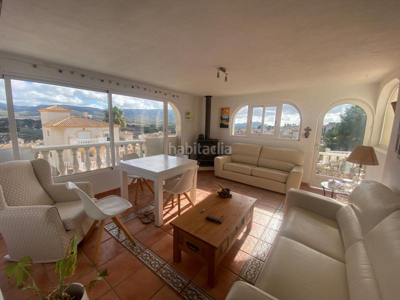 Foto 24a650b5-1f27-4999-abd1-00222fc732ad. Casa amb xemeneia aparcament piscina a Castalla