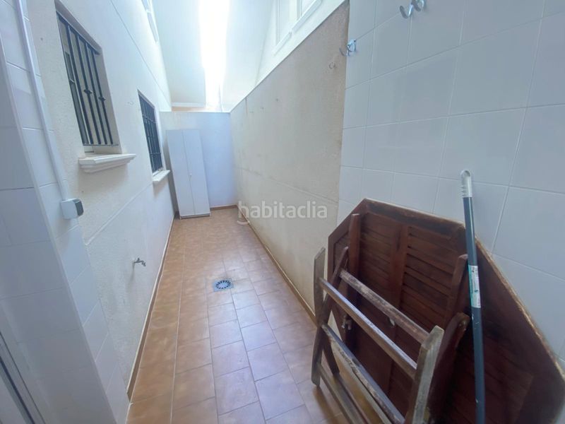 Foto b7be3de1-60b8-49a2-9503-6e3d0343af6a. Apartament amb piscina a Castalla