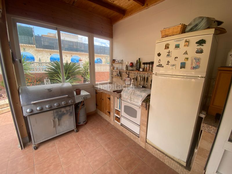 Foto 73554f59-9bc5-495e-9bf7-9d101a35439f. Casa amb aparcament piscina a Castalla