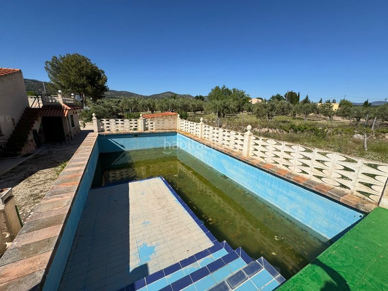 Foto d225b6fe-6a19-4ff5-b503-56ec1e2192fb. Chalet mit parking pool in Onil