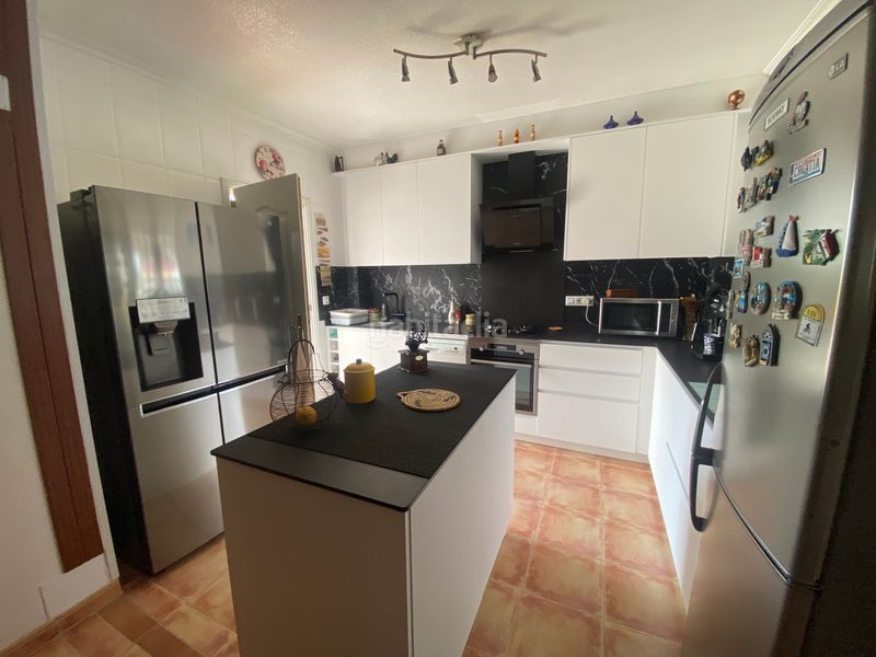 Foto bd752e1d-c52a-4e3d-b774-7a6a51626c54. House with fireplace parking pool in Castalla