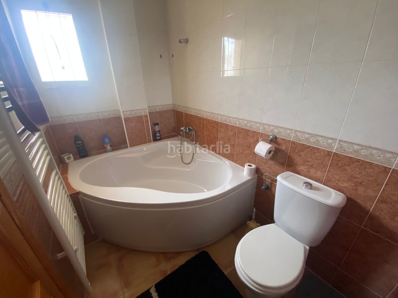 Foto d03532c0-81d6-4a2f-b17d-3accea1a9110. House with fireplace parking pool in Castalla