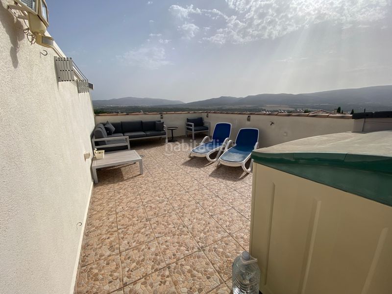 Foto 4dbdfcef-538f-4cd2-959a-6649880a7cf8. Apartament amb xemeneia aparcament piscina a Castalla