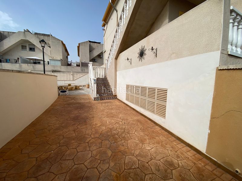 Foto b0c5643e-843f-4ca4-873c-2efcb08989a1. Apartament amb xemeneia aparcament piscina a Castalla