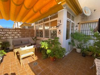 Apartament a Castalla. Precioso piso de planta baja de 2 dormitorios con jardín y terra