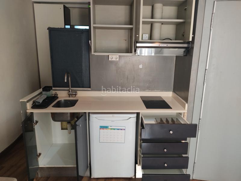 Foto 916ae0bf-30fd-4d49-9e37-e430ed7fbf49. Alquiler apartamento estudio ideal para vivir en Gòtic Barcelona