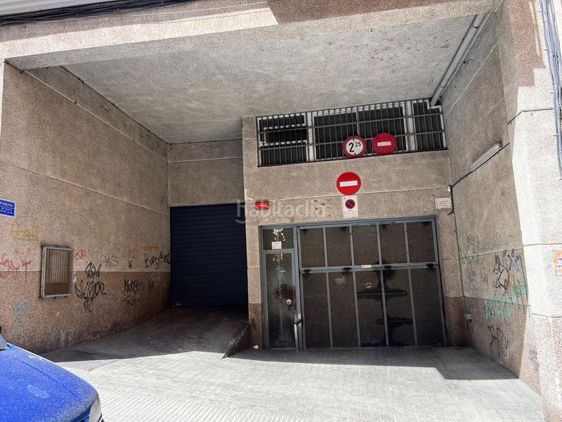 Foto cccd1a64-9090-4cf4-9561-c0846906dbbd. Aparcament cotxe a Els Molins Mataró