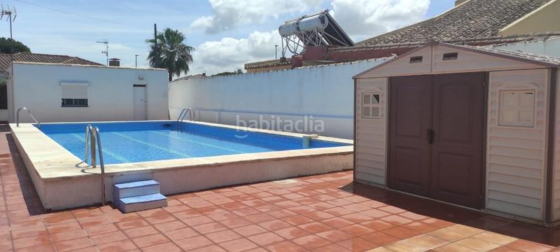 Foto 5e4cb8bc-3f9f-4a6e-91f0-71f386aef23c. Xalet amb aparcament piscina a Valdelagrana Puerto de Santa María (El)