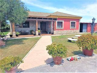 Chalet in Casco Histórico - Ribera del Marisco. Chalet en zona el redondel
