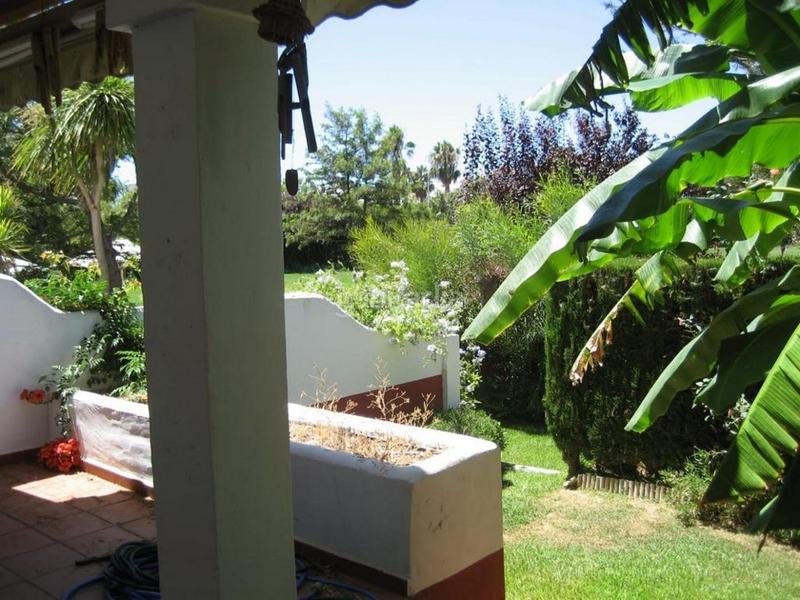 Foto ce7ac445-934f-4249-a8f4-6b83bddd2567. Affitto casa a schiera con parcheggio piscina in Costa Ballena - Largo norte Rota