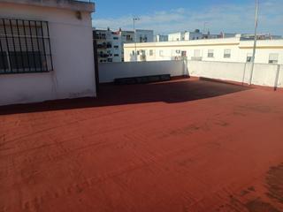 Haus in El Juncal - Vallealto. Casa en zona la sericícola