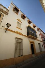 Haus in Plaza de Toros - Ayuntamiento. Estupenda finca en el centro