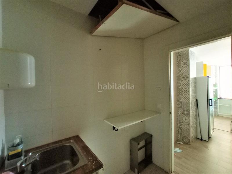 Foto ab7a87bd-08a6-45bd-87f3-222e910eea13. Local comercial a calle igualdad 3 a Gamonal - San Bruno - G9 Burgos