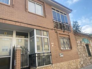 Casa adossada a Calle los colonia 3. Adosado en venta en el corazón de la ciudad .
