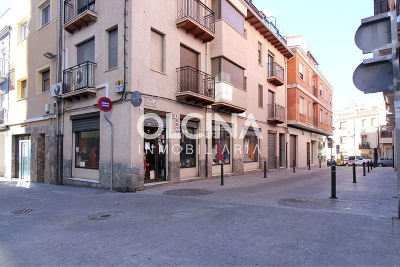 Foto fa5e6ad4-f8a7-4cca-b095-4912b7130988. Lloguer local comercial a Ibi