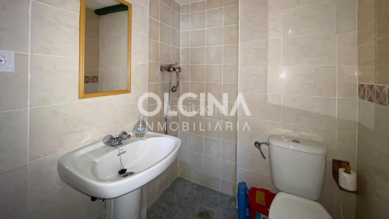 Foto 75ddf4f7-028e-4ce9-a6af-a1c720c7663f. Fabrikhalle in Ibi