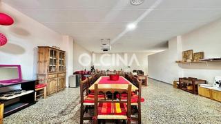 Business premise in Ibi