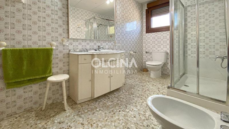 Foto 55bd880f-b8dc-4b82-80ba-5294640ce1af. Xalet amb piscina a Ibi