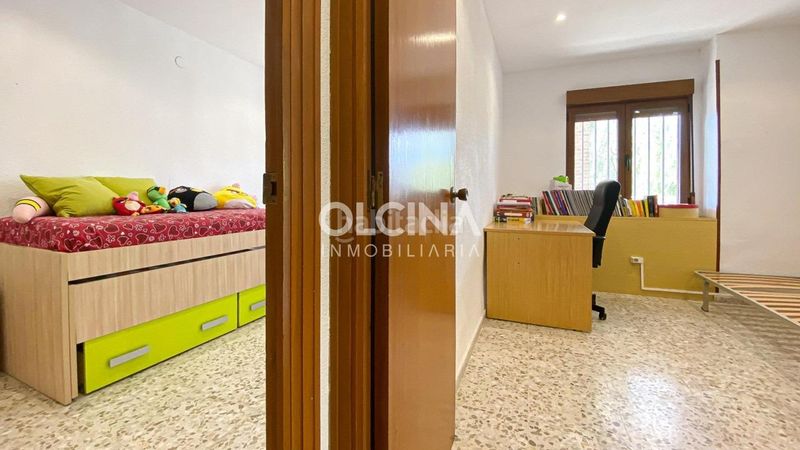 Foto 8dd04955-3564-4211-b14c-cdb410e09230. Xalet amb piscina a Ibi