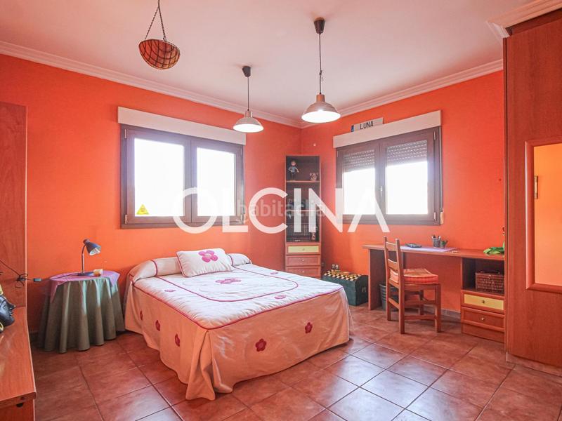 Foto 417f4dab-2969-4bbb-a9cd-97b59d75ed9c. Chalet en Centre-Zona Alta Alcoi