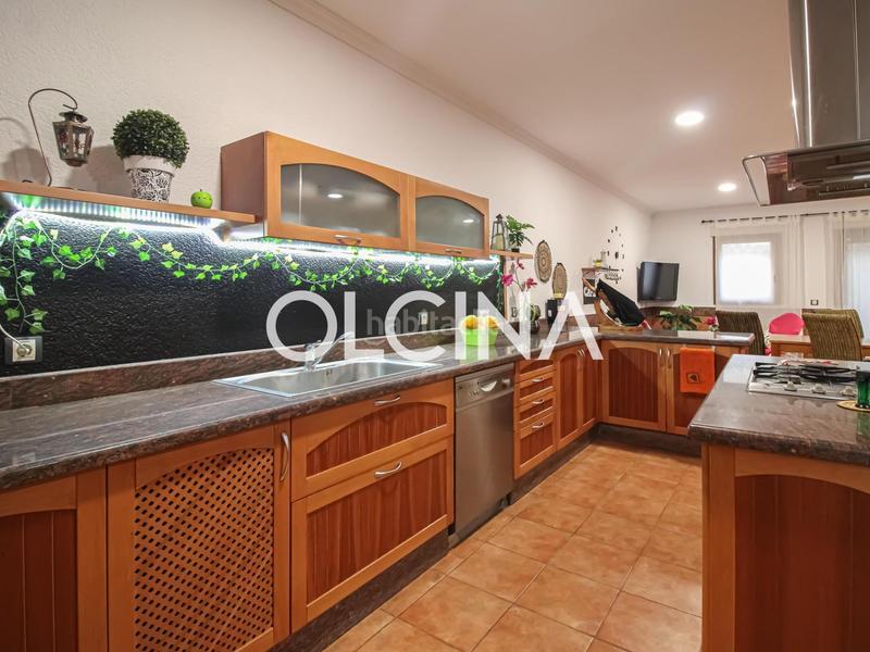 Foto 57bc5c02-7e0d-48d1-afb0-ee85022fa8e0. Chalet mit heizung parking in Centre-Zona Alta Alcoi