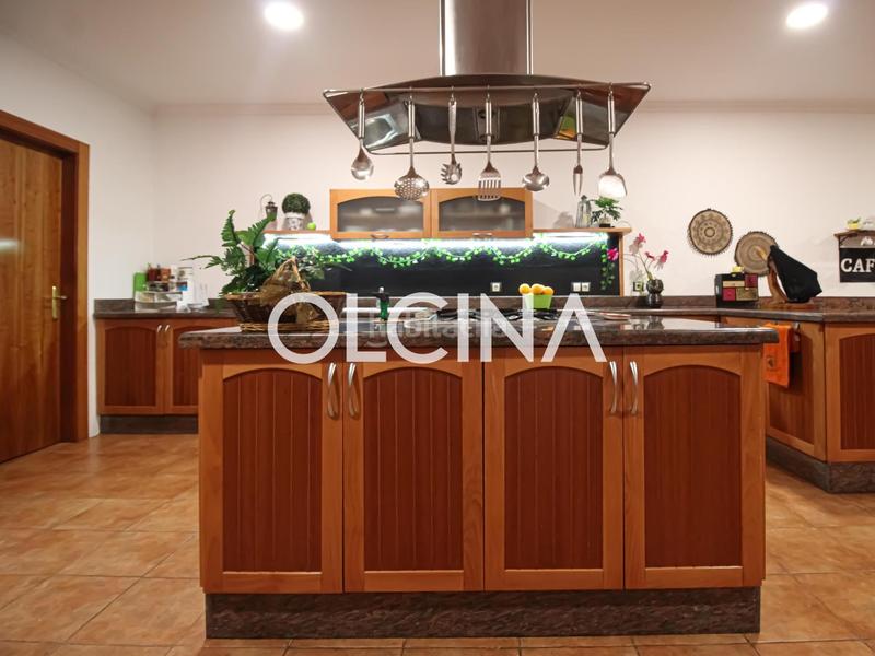 Foto 7546c1bc-44da-4702-9017-39aa2cf317db. Chalet mit heizung parking in Centre-Zona Alta Alcoi