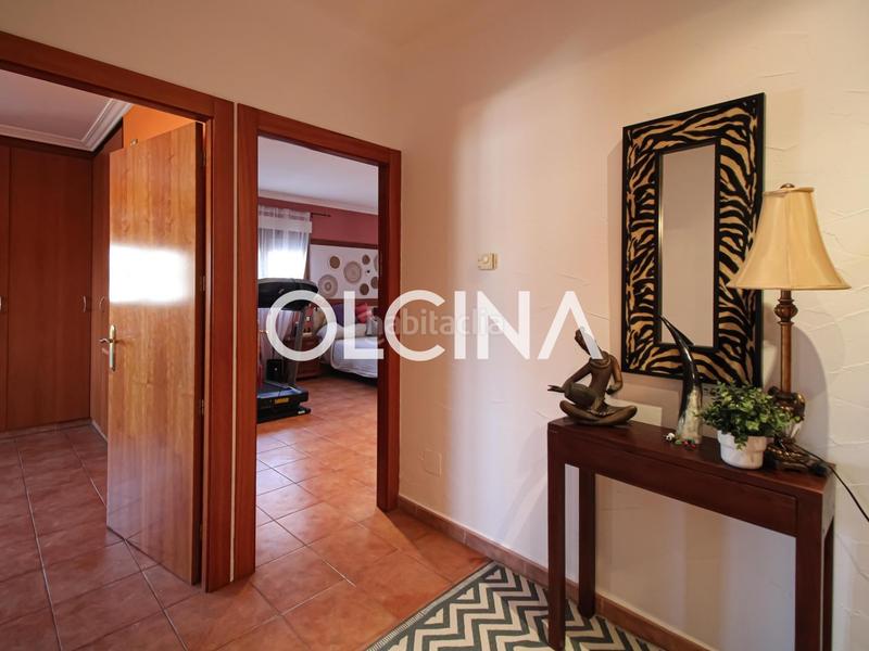 Foto b2ff6cd9-6fd6-47a9-ac1c-0b35a4a1dc34. Chalet mit heizung parking in Centre-Zona Alta Alcoi