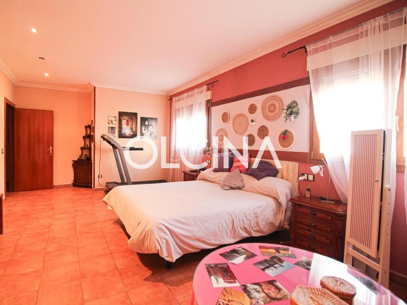 Foto ed2eac4c-b734-4bab-a352-107891828220. Chalet mit heizung parking in Centre-Zona Alta Alcoi