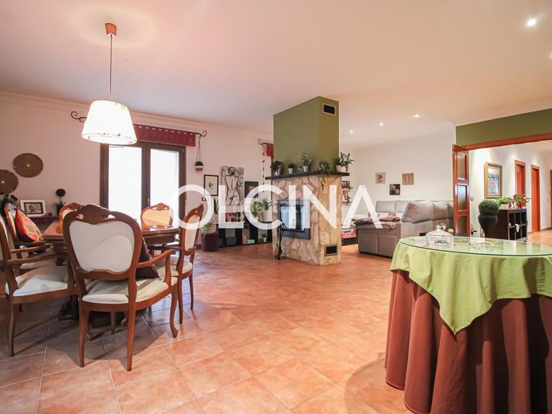 Foto 736ee722-1751-4e9f-aa65-95b189138176. Chalet avec chauffage parking dans Centre-Zona Alta Alcoi