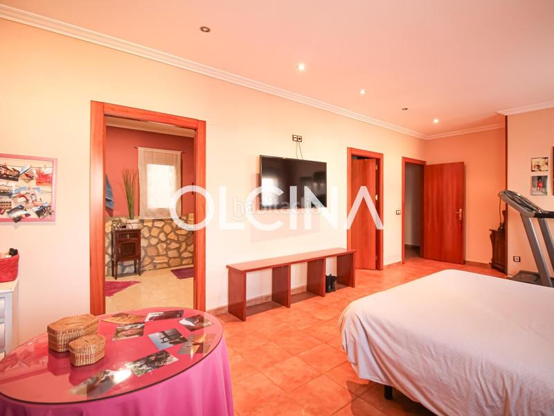 Foto 92d3d501-3a67-4020-bf89-2d08ae671b5e. Chalet avec chauffage parking dans Centre-Zona Alta Alcoi