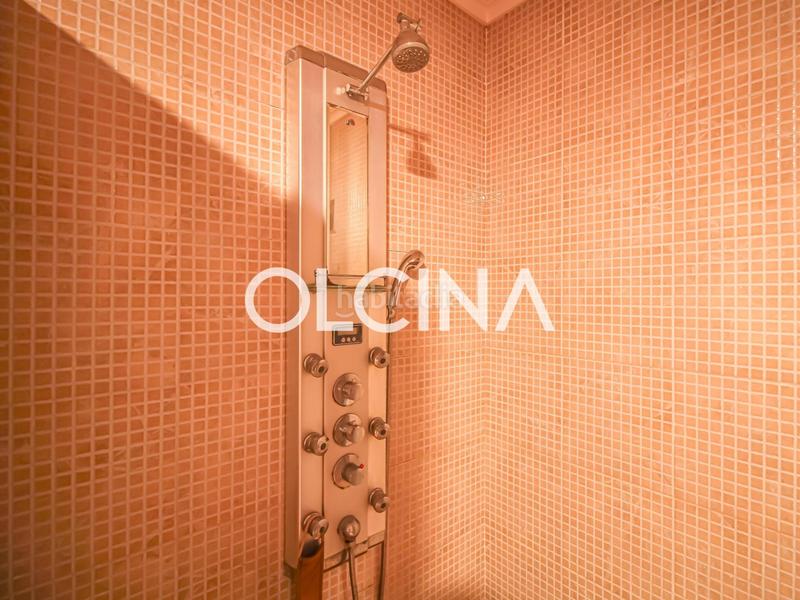 Foto 99080611-025a-4a6c-bfb7-558ea2508e90. Chalet avec chauffage parking dans Centre-Zona Alta Alcoi